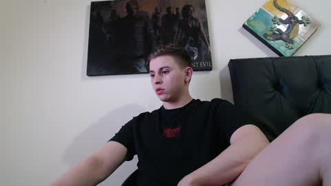 Snapshot of draco_boy2000 chatting on 9, 12, 2024 draco_boy2000 online show from 9, 12, 2024