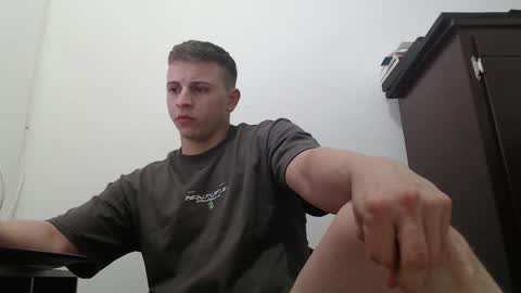 Snapshot of draco_boy2000 chatting on 18, 9, 2025 draco_boy2000 online show from 18, 9, 2025