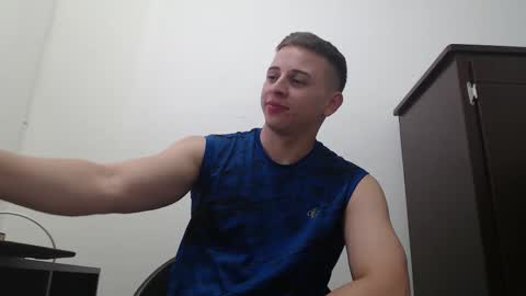 Snapshot of draco_boy2000 chatting on 7, 10, 2025 draco_boy2000 online show from 7, 10, 2025