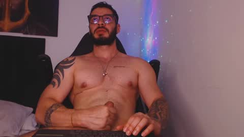 Snapshot of drake_cole11 chatting on 9, 12, 2024 drake_cole11 online show from 9, 12, 2024