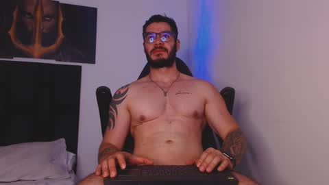 Snapshot of drake_cole11 chatting on 25, 12, 2024 drake_cole11 online show from 25, 12, 2024