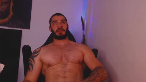 Snapshot of drake_cole11 chatting on 7, 3, 2025 drake_cole11 online show from 7, 3, 2025