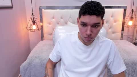 Snapshot of drake_miller7 chatting on 16, 12, 2025 Drake Miller online show from 16, 12, 2025