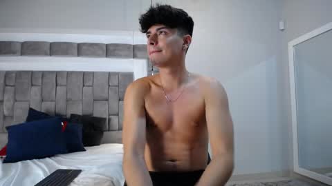 drakecollinss online show from 23, 2, 2025