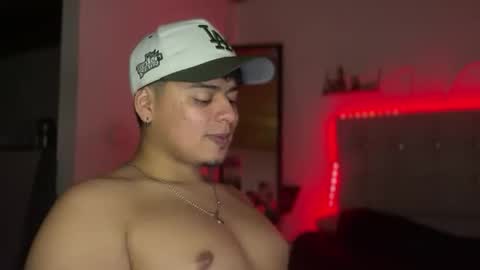 Snapshot of drakenn_ chatting on 28, 2, 2026 drakeeee online show from 28, 2, 2026