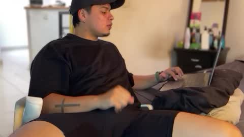 Snapshot of drakenn_ chatting on 20, 3, 2026 drakeeee online show from 20, 3, 2026