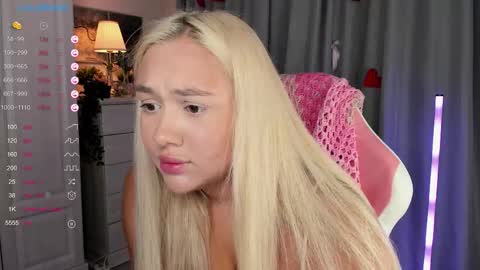 Snapshot of dreamaise chatting on 26, 3, 2026 Mary pvt open use pink and blue app lovense online show from 26, 3, 2026