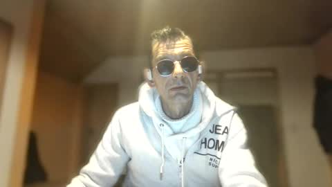 Dreambob online show from 28, 10, 2025