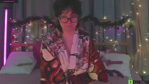 Snapshot of dreamgirllove chatting on 12, 1, 2025 Billy online show from 12, 1, 2025