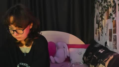 Snapshot of dreamgirllove chatting on 19, 9, 2025 Billy online show from 19, 9, 2025