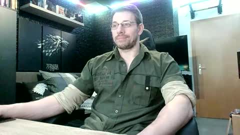 Snapshot of dreamwallker chatting on 18, 11, 2025 Ioannes Paulus the 2nd online show from 18, 11, 2025