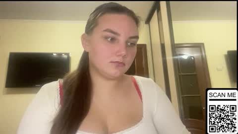 Mila online show from 17, 11, 2025