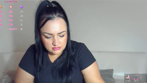 dreamyhousewife1 online show from 16, 10, 2025