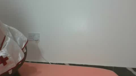 Snapshot of dreamylyne chatting on 3, 11, 2025 MERCY online show from 3, 11, 2025