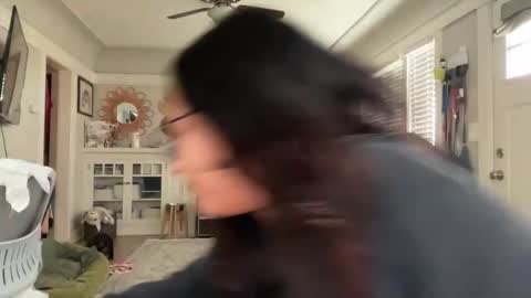 Snapshot of dreamyriri chatting on 15, 10, 2025 RIRI OR DREAMY online show from 15, 10, 2025