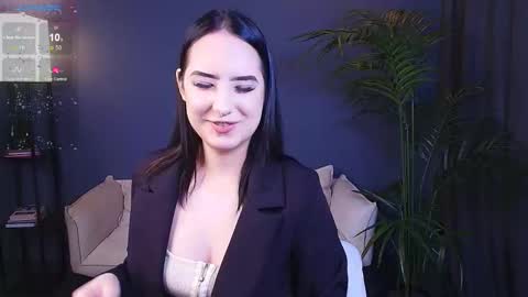 Snapshot of dreamysteps chatting on 20, 11, 2025 dreamysteps online show from 20, 11, 2025