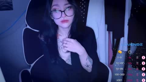 Tara  Sonny online show from 9, 10, 2025