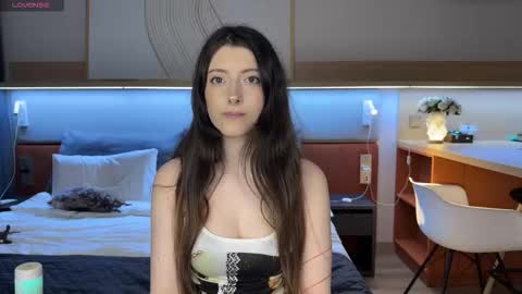 Snapshot of drippinsoprettyo_o chatting on 2, 12, 2025 Emily online show from 2, 12, 2025