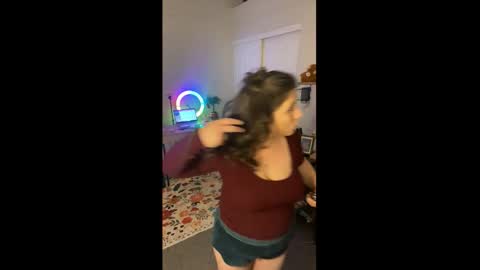 Drippy kitty  online show from 6, 3, 2026