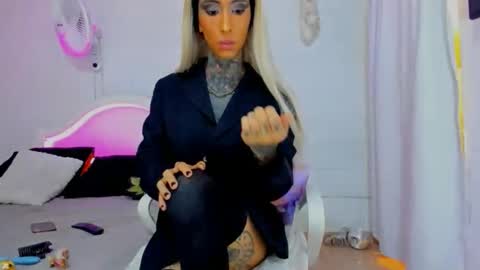 drippyorlove online show from 14, 11, 2025