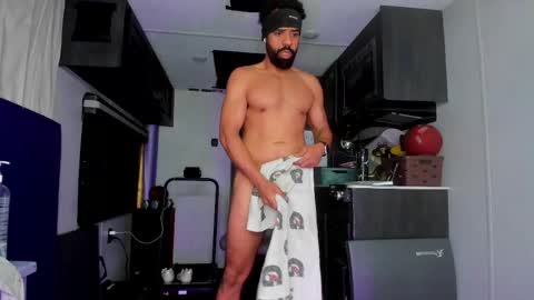 Snapshot of drizzys_room chatting on 21, 2, 2026 DirtyDrizzy online show from 21, 2, 2026