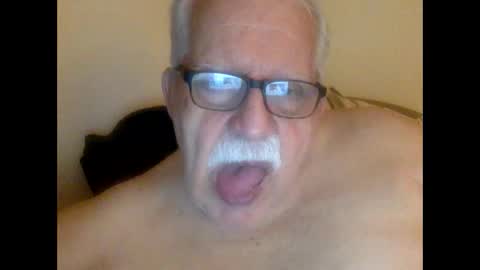 Snapshot of drnick069 chatting on 4, 10, 2025 drnick069 online show from 4, 10, 2025