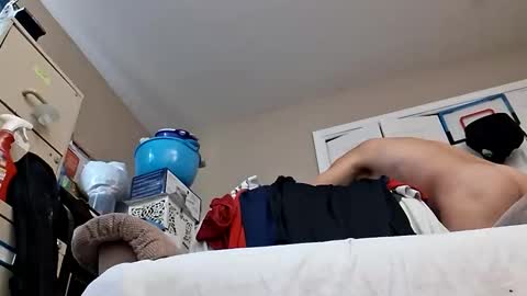 Snapshot of droc1824 chatting on 16, 9, 2025 droc1824 online show from 16, 9, 2025