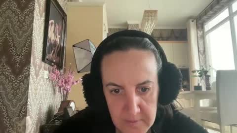 Dr. Resa online show from 27, 2, 2025