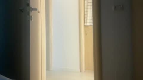 Snapshot of drresa chatting on 22, 10, 2025 Dr. Resa online show from 22, 10, 2025