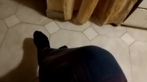 Snapshot of dthedog12 chatting on 27, 10, 2025 dthedog12 online show from 27, 10, 2025