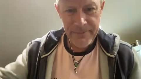 Snapshot of dudeinnh chatting on 9, 11, 2025 Steve online show from 9, 11, 2025