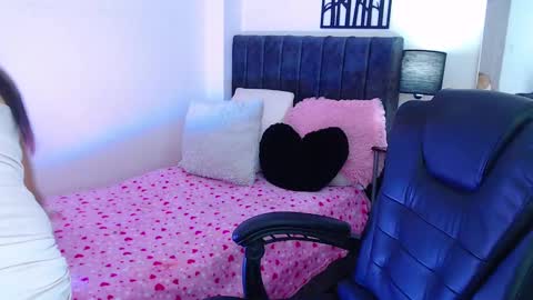 Charlotte online show from 5, 2, 2025