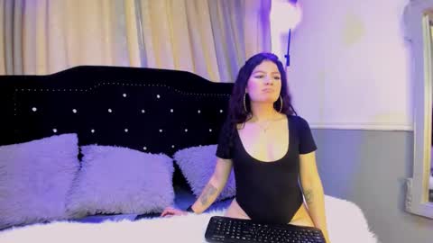 Dulce  online show from 20, 10, 2025