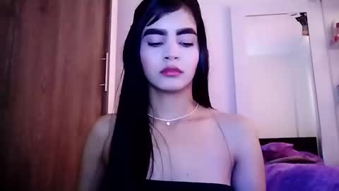 dulce_lucero online show from 15, 12, 2024