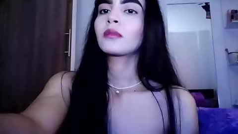 dulce_lucero online show from 17, 12, 2024