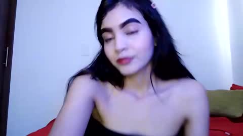 dulce_lucero online show from 12, 1, 2025