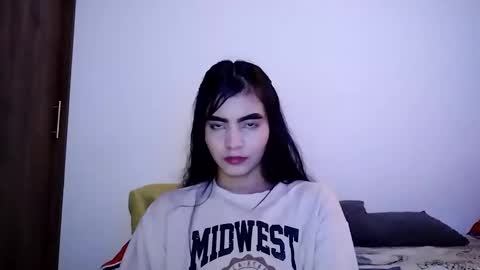 dulce_lucero online show from 14, 1, 2025