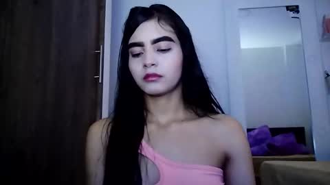 dulce_lucero online show from 15, 1, 2025