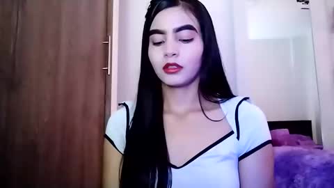dulce_lucero online show from 16, 2, 2025