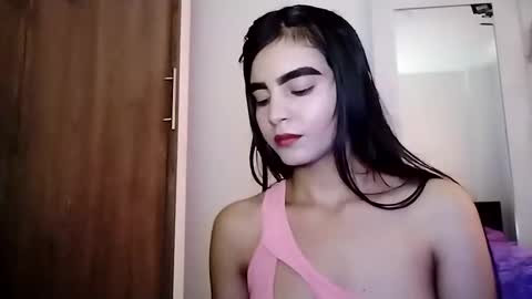 dulce_lucero online show from 17, 2, 2025