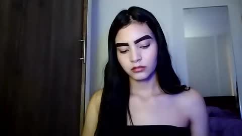 dulce_lucero online show from 13, 9, 2025