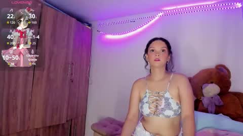 Snapshot of dulce_maria021 chatting on 13, 9, 2025 dulce online show from 13, 9, 2025