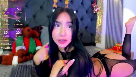 Dluce May online show from 22, 11, 2025