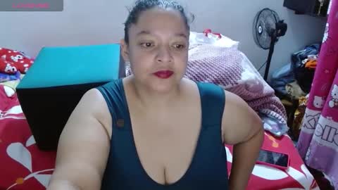 Snapshot of dulce_mmaria chatting on 16, 10, 2025 dulce online show from 16, 10, 2025