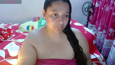 Snapshot of dulce_mmaria chatting on 17, 10, 2025 dulce online show from 17, 10, 2025