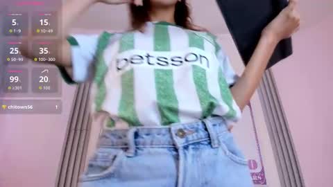 Snapshot of dulce_quintana chatting on 13, 11, 2025 dulce_quintana online show from 13, 11, 2025