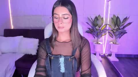 Dulce  online show from 10, 2, 2026