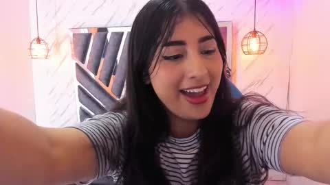 Snapshot of dulcinea77_ chatting on 2, 11, 2025    online show from 2, 11, 2025