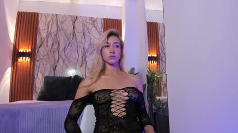 Snapshot of dulcinea_2 chatting on 20, 10, 2025 dulcinea 2 online show from 20, 10, 2025