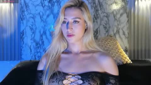 Snapshot of dulcinea_2 chatting on 6, 11, 2025 dulcinea 2 online show from 6, 11, 2025
